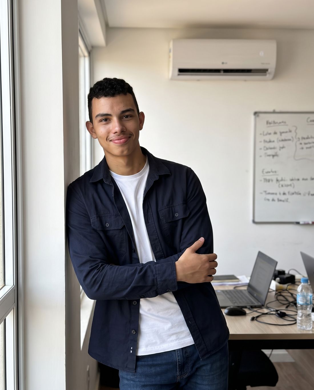 Mansueto Mesquita, fundador da LXT Digital, no escritório